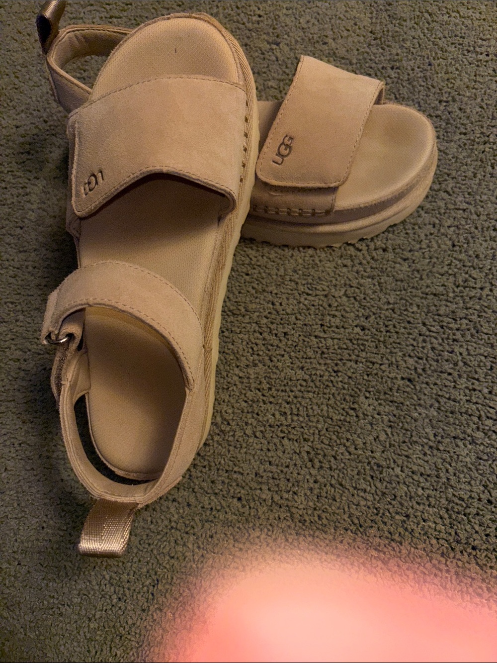 UGG woman Beige Suede Hook-and-Loop Strap Sandals